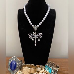 Elegant Silver Pearl Necklace with Dragonfly Pendant